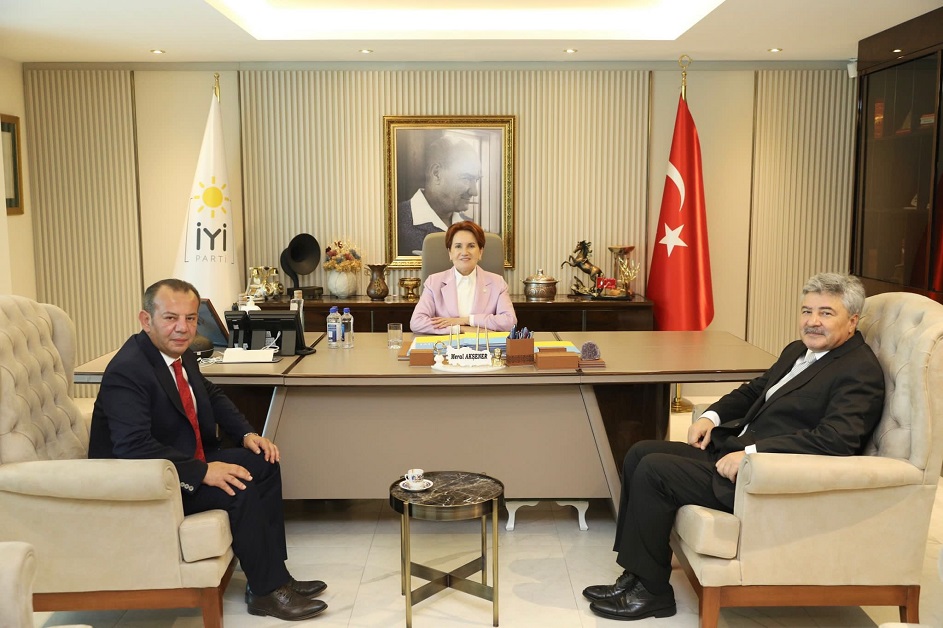 meral-aksener-tanju-ozcan-resim-08.jpg