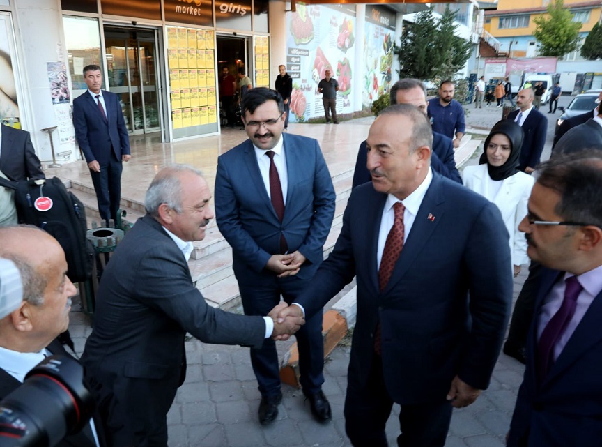 cavusoglu-hakki-esen-resim-01.jpg