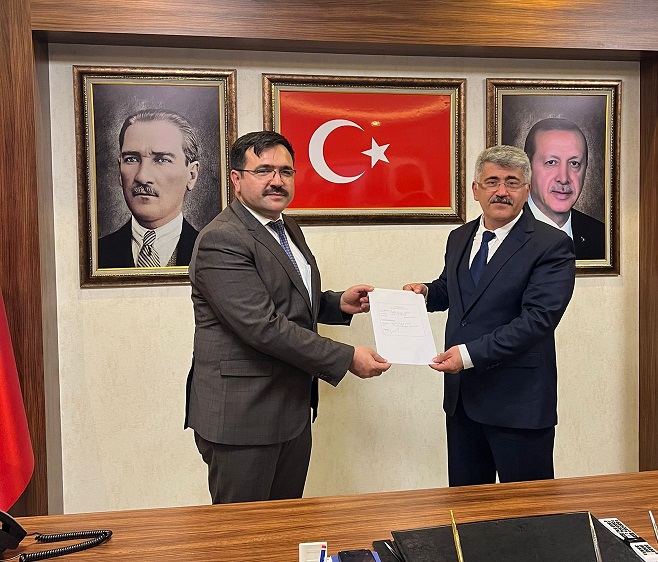 fatih-esat-topal-akp-aday-adayi-resim-03.jpg