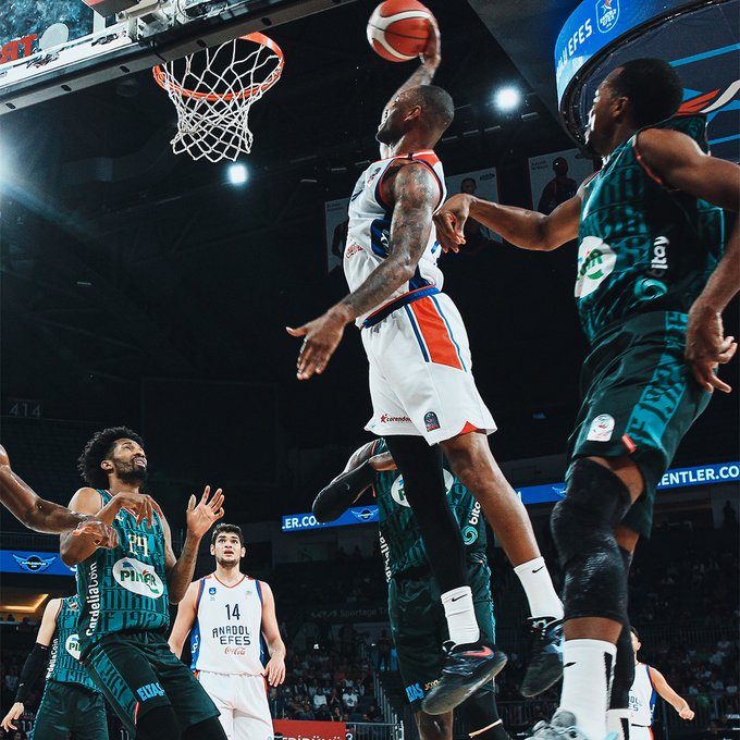 anadolu-efes-resim-05.jpg