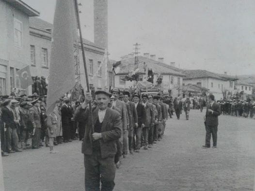 tasyakasi-kursunlu-cumhuriyet-resim-02.jpg