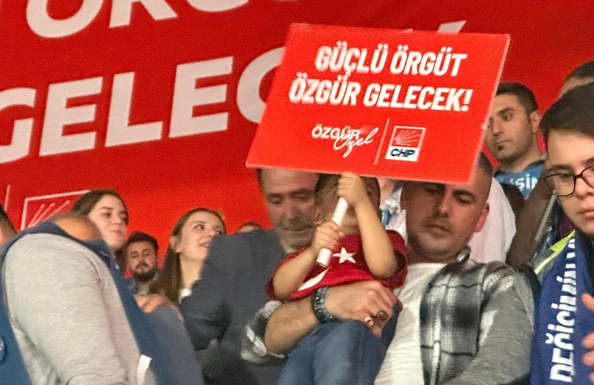 chp-ozgur-gelecek-resim-02.jpg