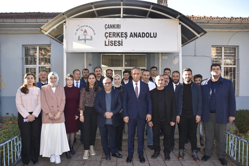 cerkes-anadolu-lisesi-hasan-sopaci-ziyaret-resim-03.jpg