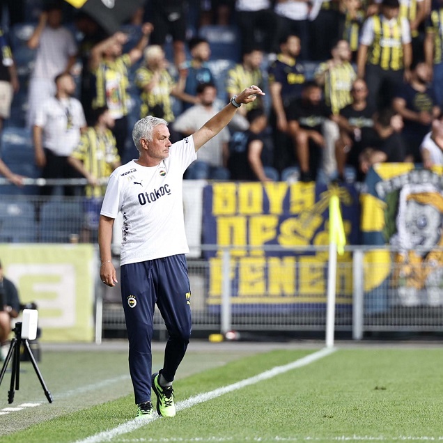 mourinho-fenerbahce-resim-033.jpg