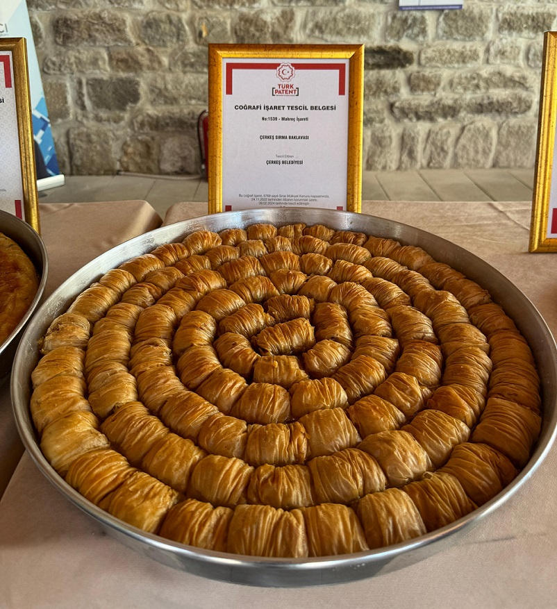 cerkes-kuru-baklavasi-2024-resim-03.jpg