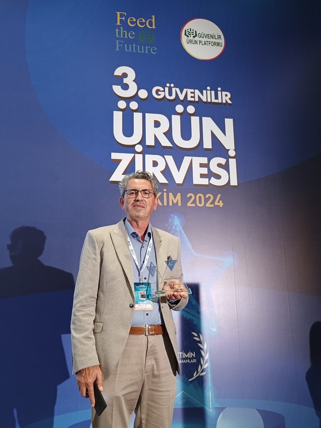 lolituz-mustafa-haliloglu-resim-02.jpg