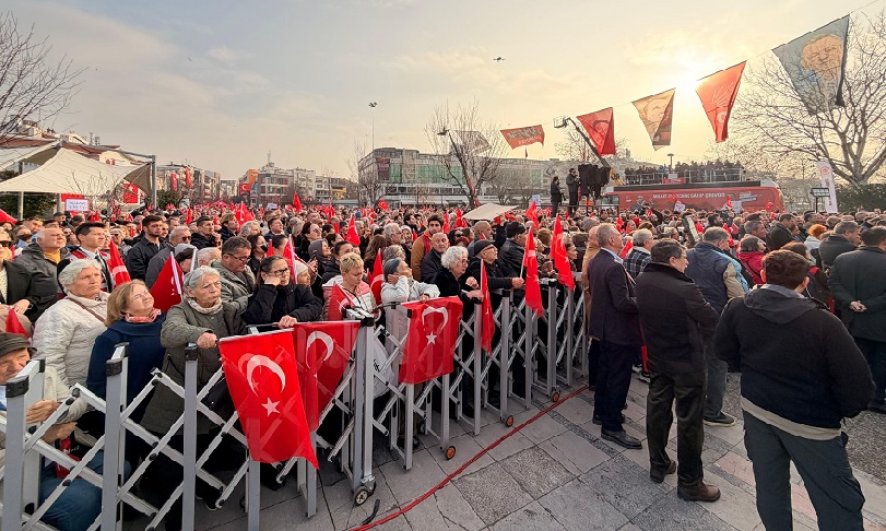 yalova-miting-24-ocak-resim-02.jpg