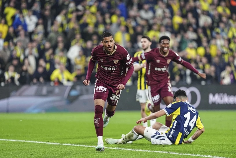 goztepenin-fenerbahceye-golu-25-ocak-resim-01.jpg
