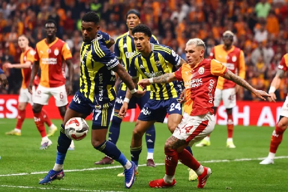 galatasaray-fenerbahce-derbisi-resim-04.jpg