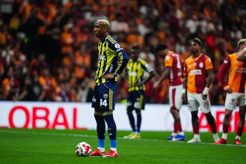 talisca-fenerbahce-kacan-penalti-26-nisan-resim-01.jpg