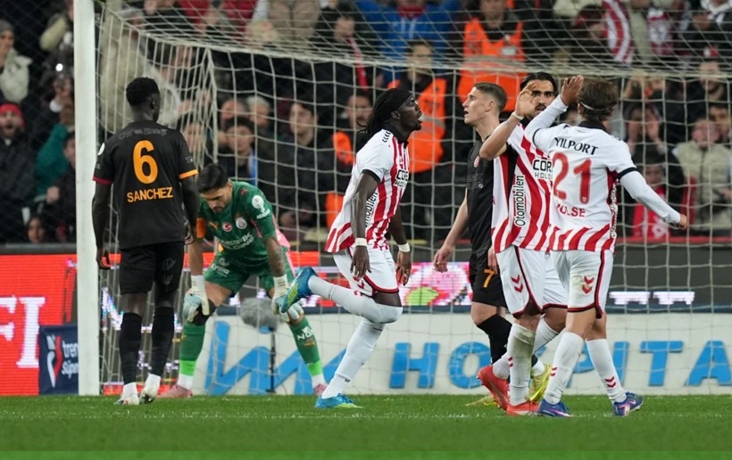 samsunspor-galatasaray-resim-01.jpg