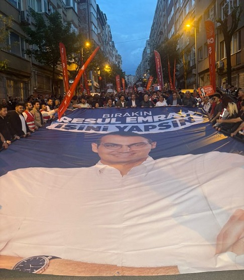 sisli-resul-emrah-sahin-yuruyus-13-mayis-resim-02.jpg