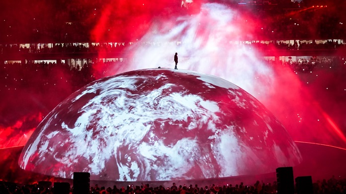 kanye-west-30-haziran-istanbul-konseri-resim-02.jpg