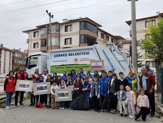 cerkes-dunya-temizlik-gunu-resim-0111.jpg