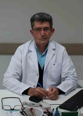 ayvalik-doktor-yuzerek-kurtuldu-resim-02.jpg