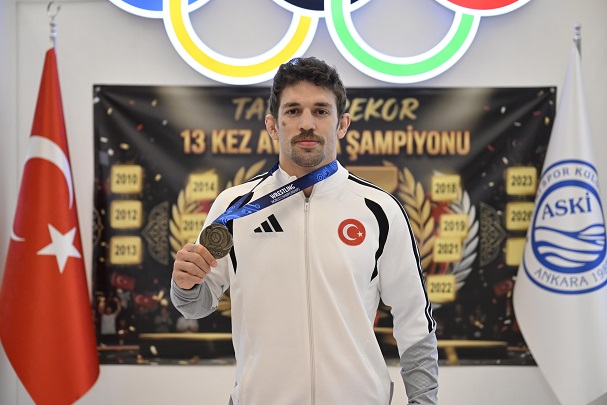 askispor-yuksel-saricicek-dunya-ikincisi-31-ekim-resim-03.jpg