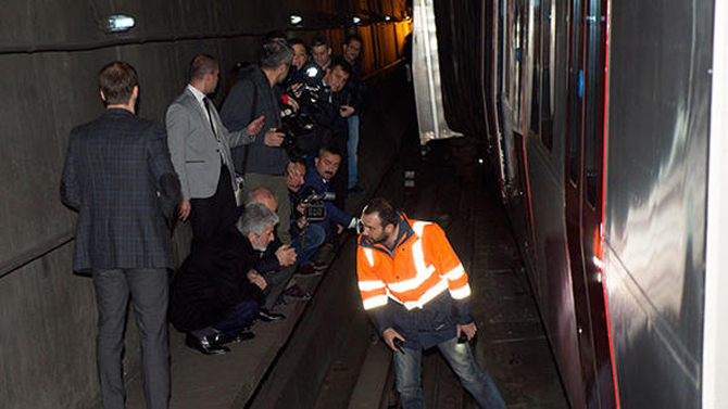 ankara-metro-kaza-resim-02.jpg