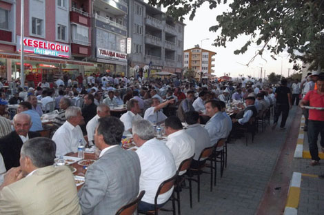 bayarsoysal-iftar-kizilirmak-cankiri-sozcu-resim-082.jpg