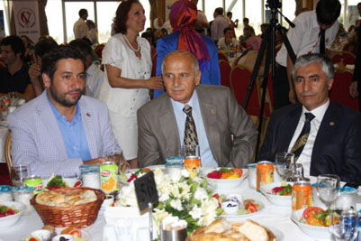 candef-iftar-yartas-harmandar-filiz-sozcu-resim-071.jpg