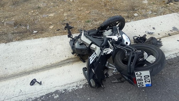 cankiri-motosiklet-surucusu-oldu-kaza-resim-012.jpg