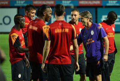 galatasaray-mancini-sozcu-resim-0991.jpg