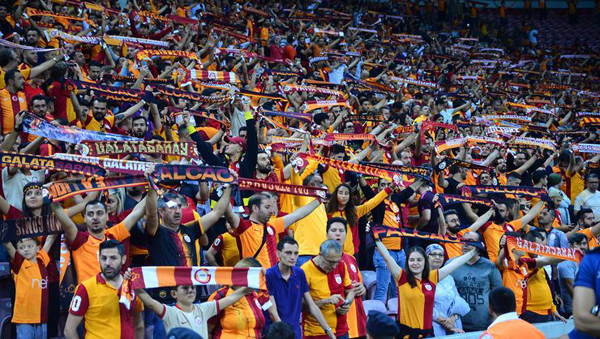 galatasaray-taraftar-kasimpasa-resim-09.jpg