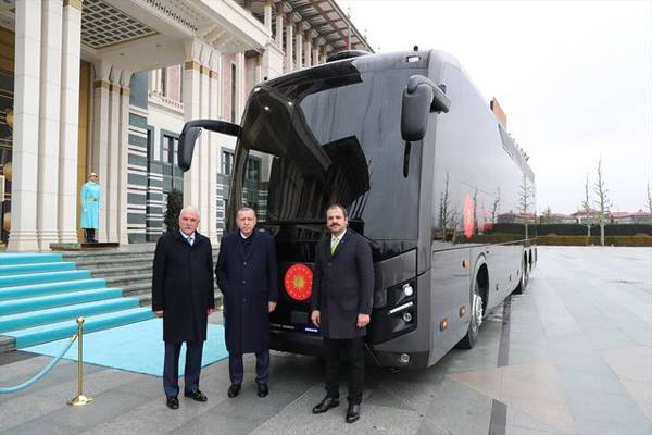 otobus-hediye-erdogan-resim-02.jpg