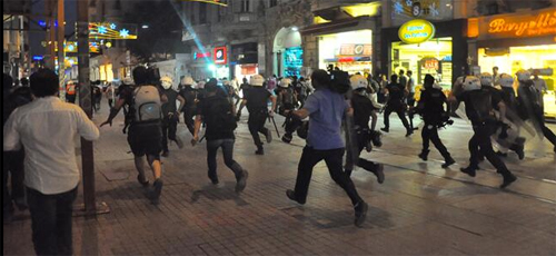 taksimdegozaltilardevamediyor-sozcu-resim-081.jpg taksimdegozaltilardevamediyor-sozcu-resim-081.jpg