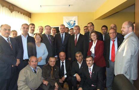 vali-ozcan-candef-ziyaret-resim-03.jpg